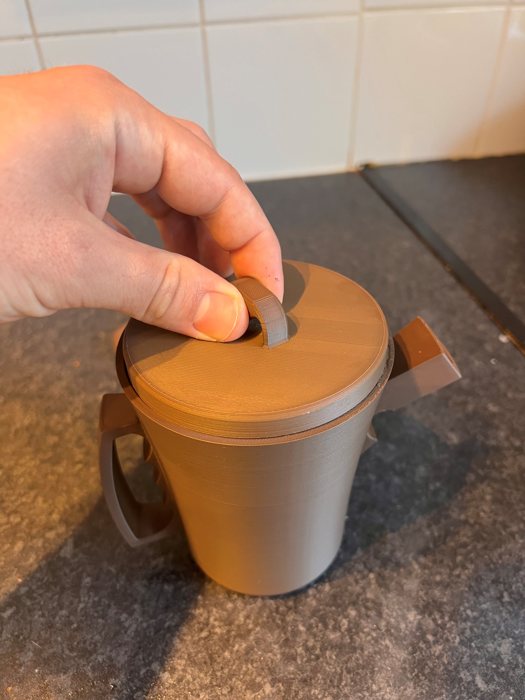Step 6: Put the lid on