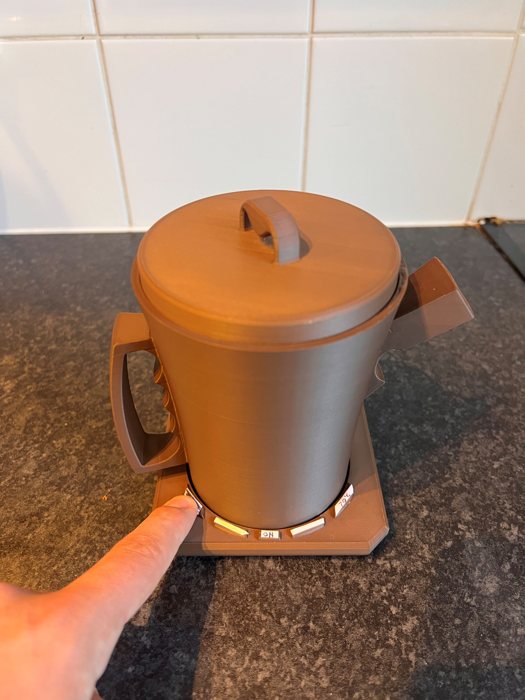 Step 7: Choose black tea on the heated base